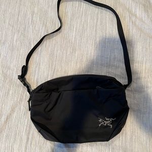 Arc’teryx cross body